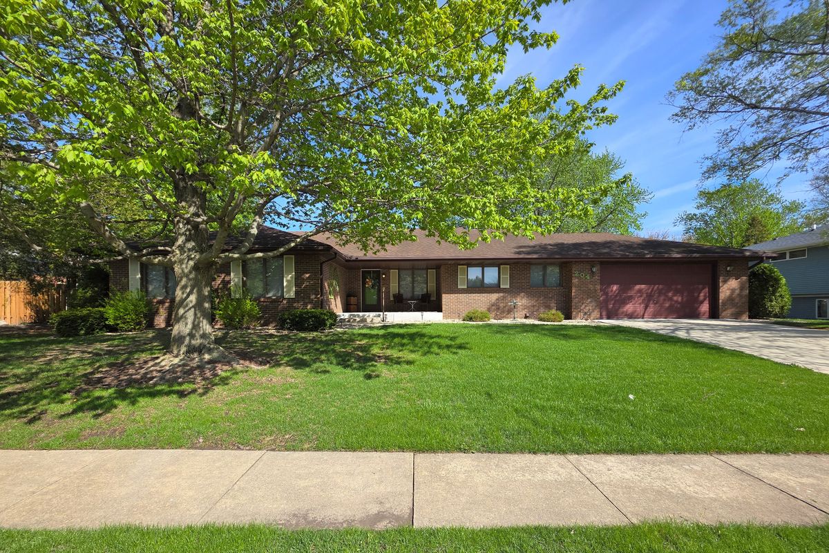 204 Carriage Drive, Morris, IL 60450