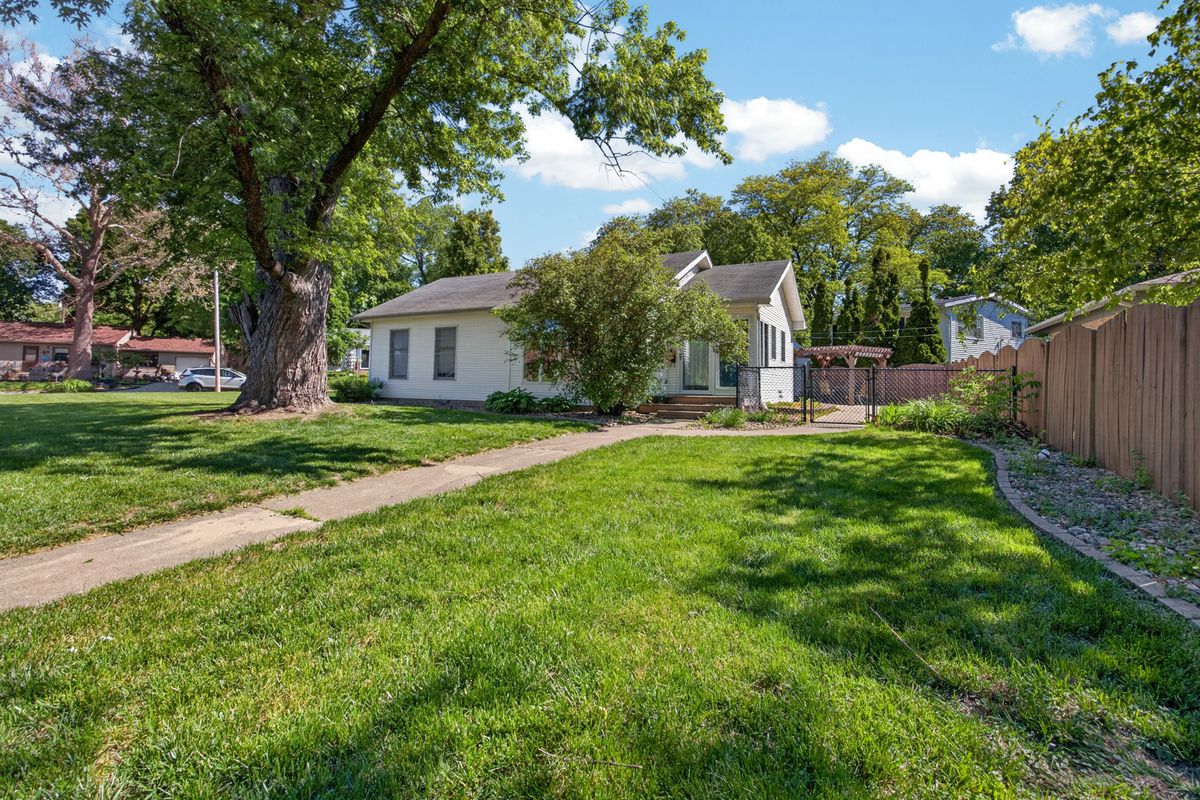 18 McCormick Boulevard, Normal, IL 61761