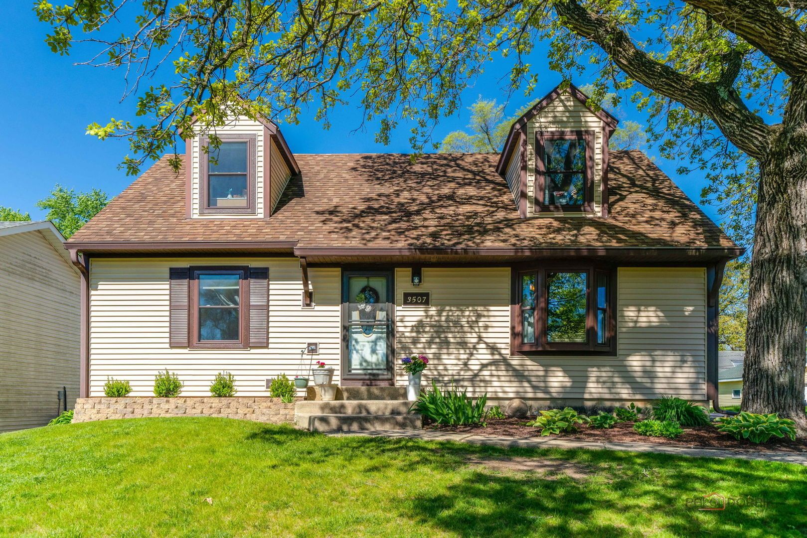 3507 Greenleaf Avenue — Island Lake, IL 60042