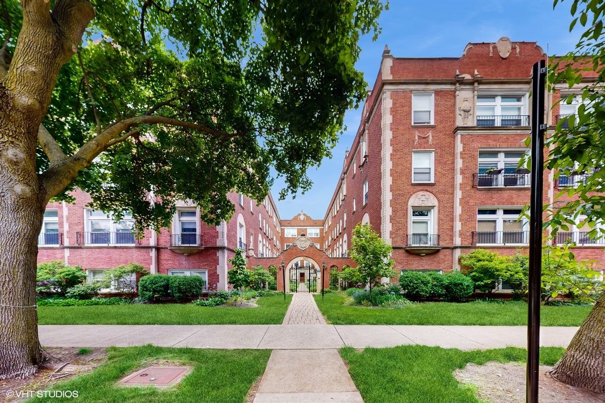 1546 Sherwin Avenue, Chicago, IL 60626