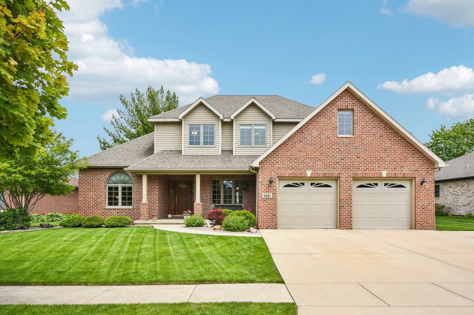 1041 Lakeview Drive — Morris, IL 60450