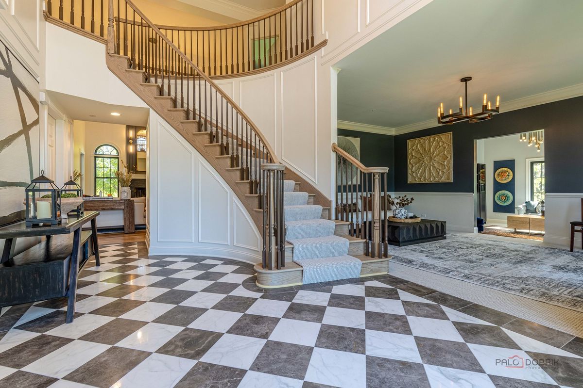 23843 N LOOKOUT POINTE Road, Lake Barrington, IL 60010