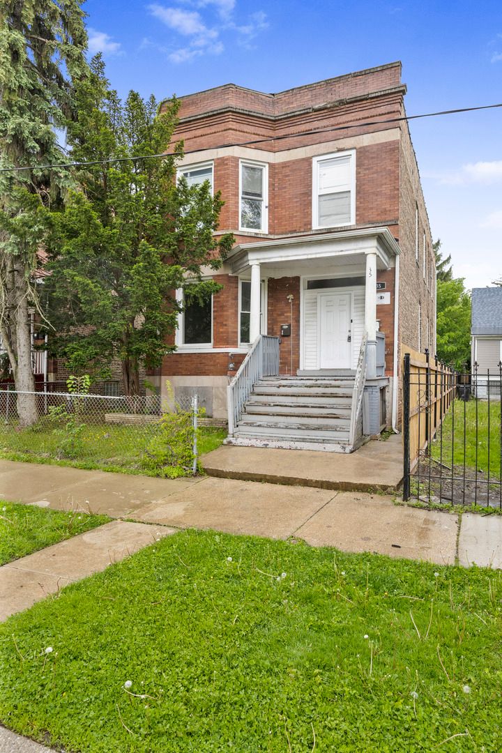 35 109th Street, Chicago, IL 60628
