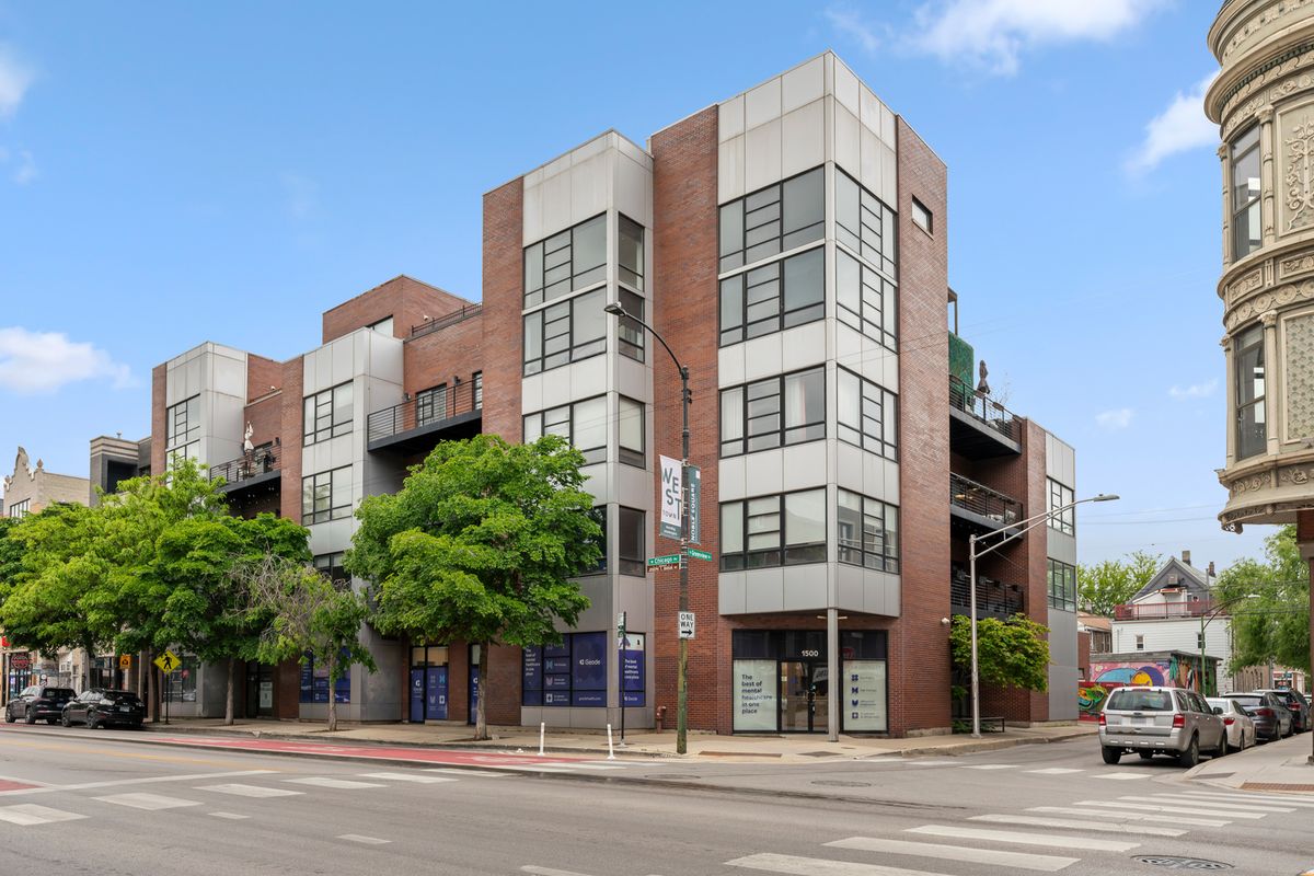 808 Greenview Avenue, Chicago, IL 60642