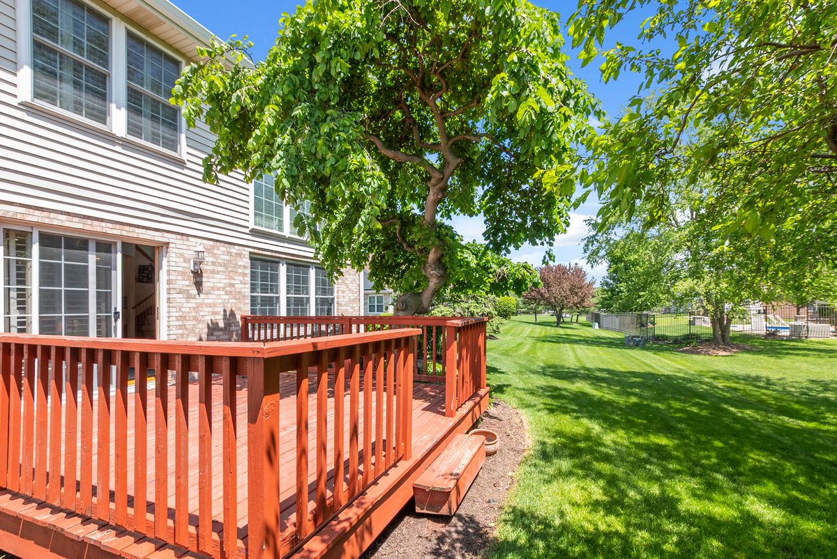 2724 Schooner Drive, New Lenox, IL 60451