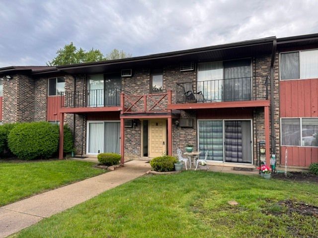 247 Neltnor Boulevard, West Chicago, IL 60185