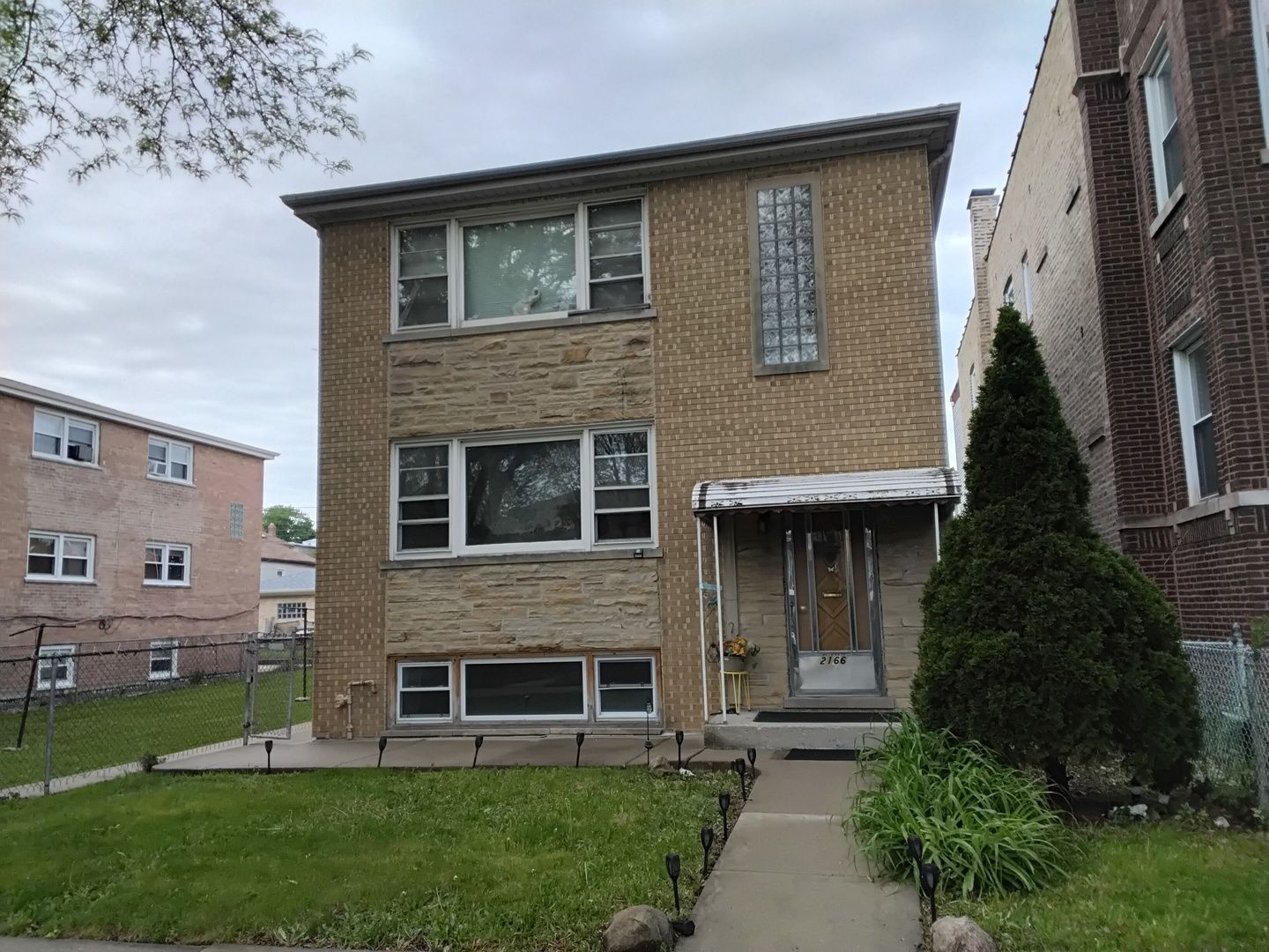 2166 N Moody Avenue #G — Chicago, IL 60639