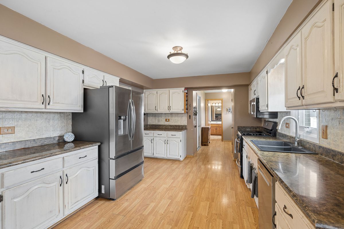 13456 MAVERICK Trail, Homer Glen, IL 60491