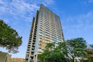 5320 Sheridan Road, Chicago, IL 60640