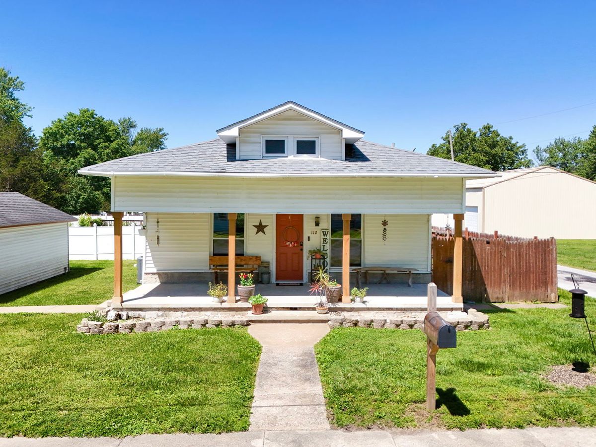 112 Beaver Street, Cambria, IL 62915