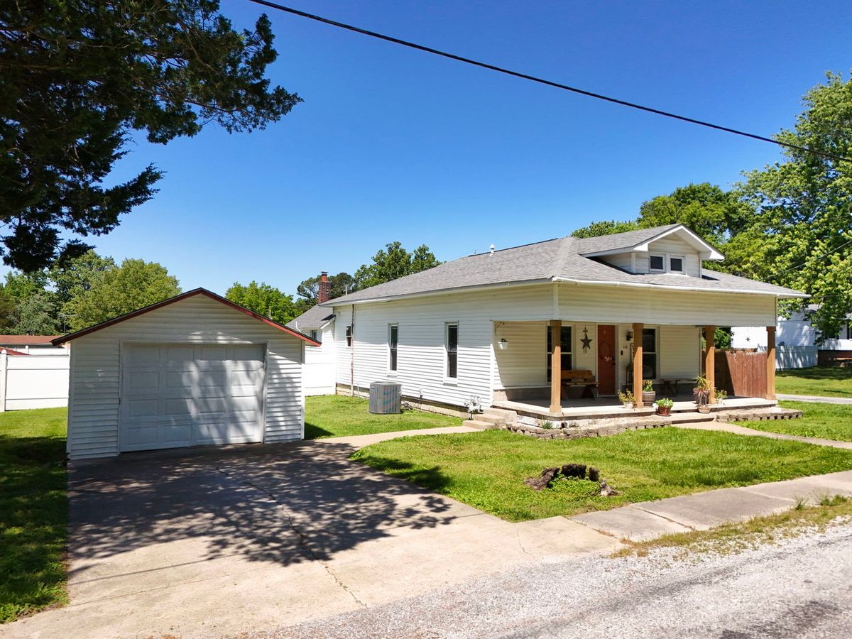 112 Beaver Street, Cambria, IL 62915