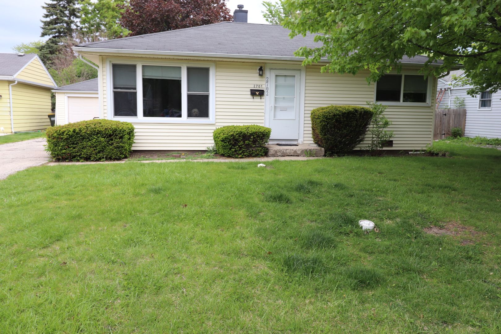 2702 Saint James Street — Rolling Meadows, IL 60008