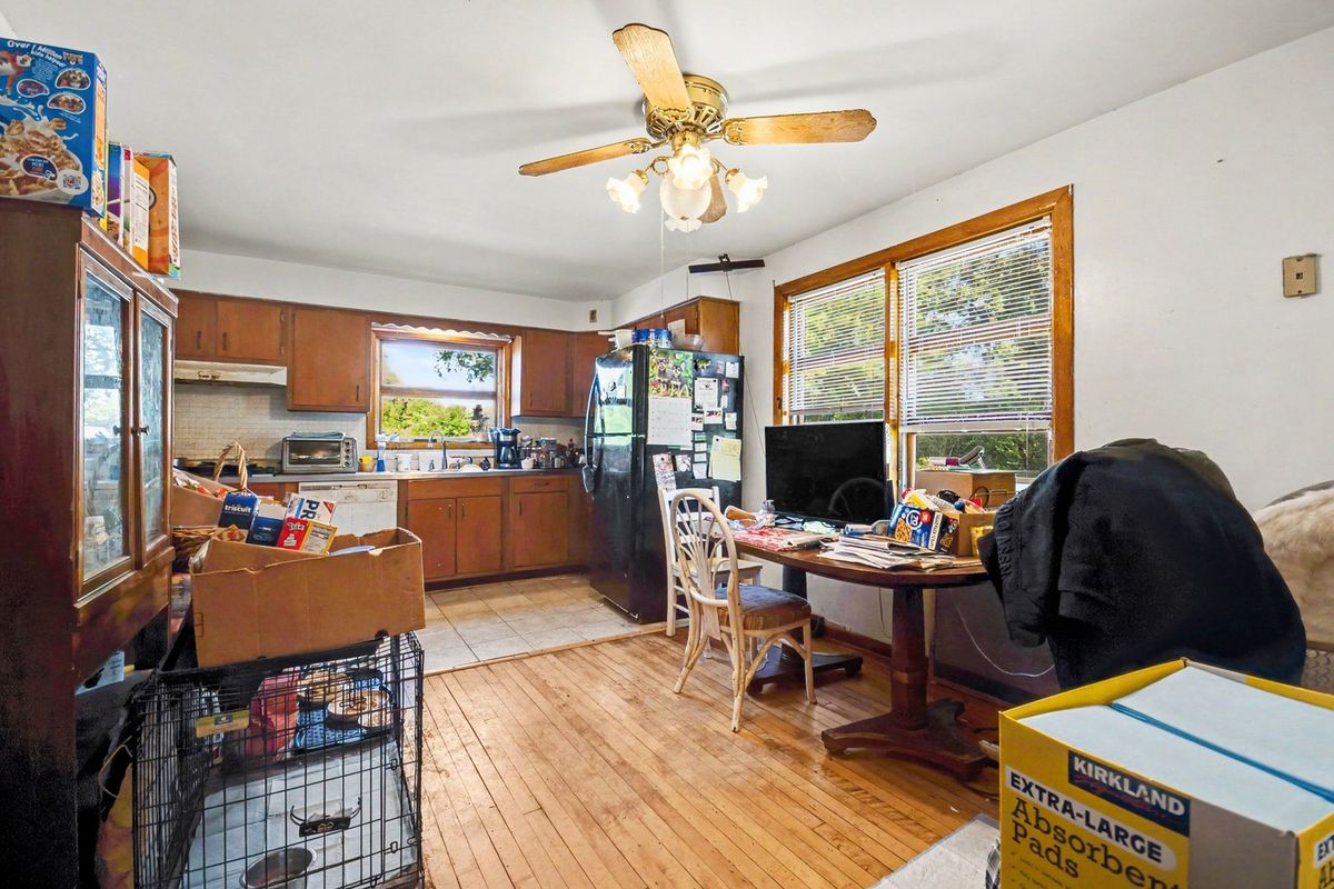 N350 County Farm Road, Winfield, IL 60190