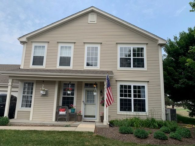 206 W PARK Avenue #D — Sugar Grove, IL 60554