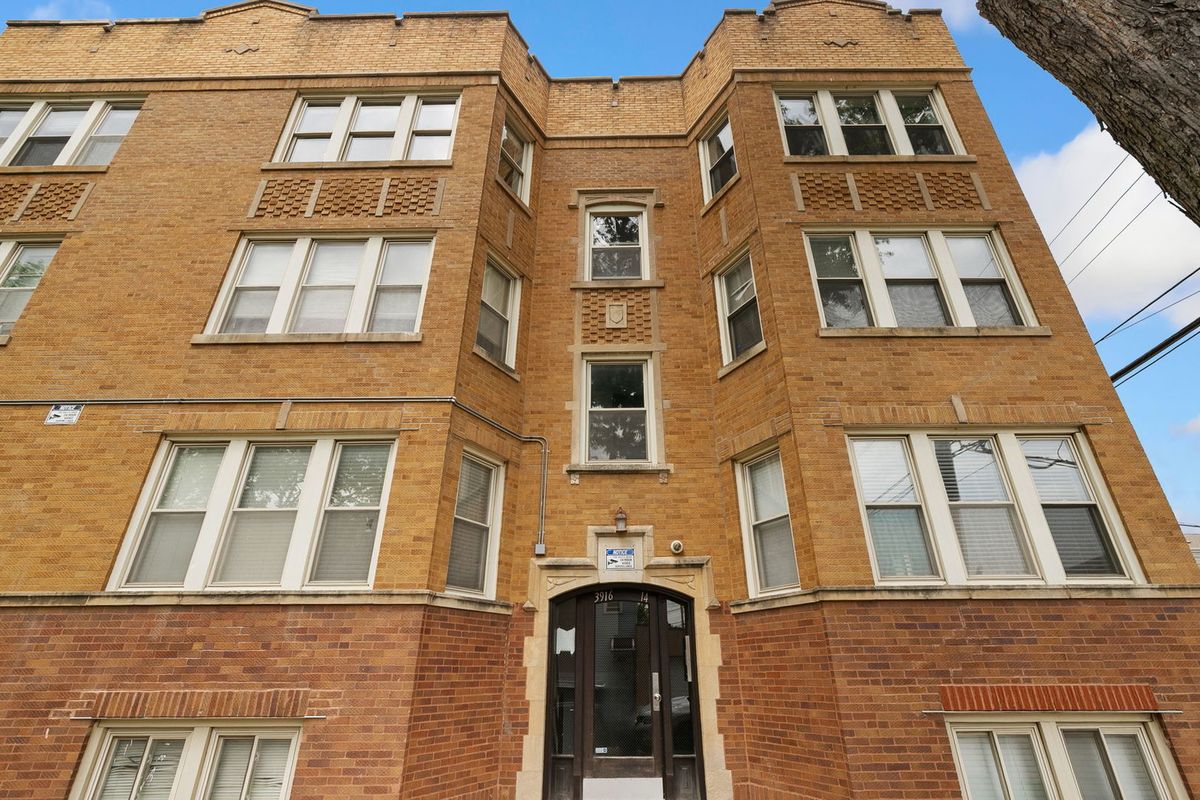 3916 Cortland Street, Chicago, IL 60647