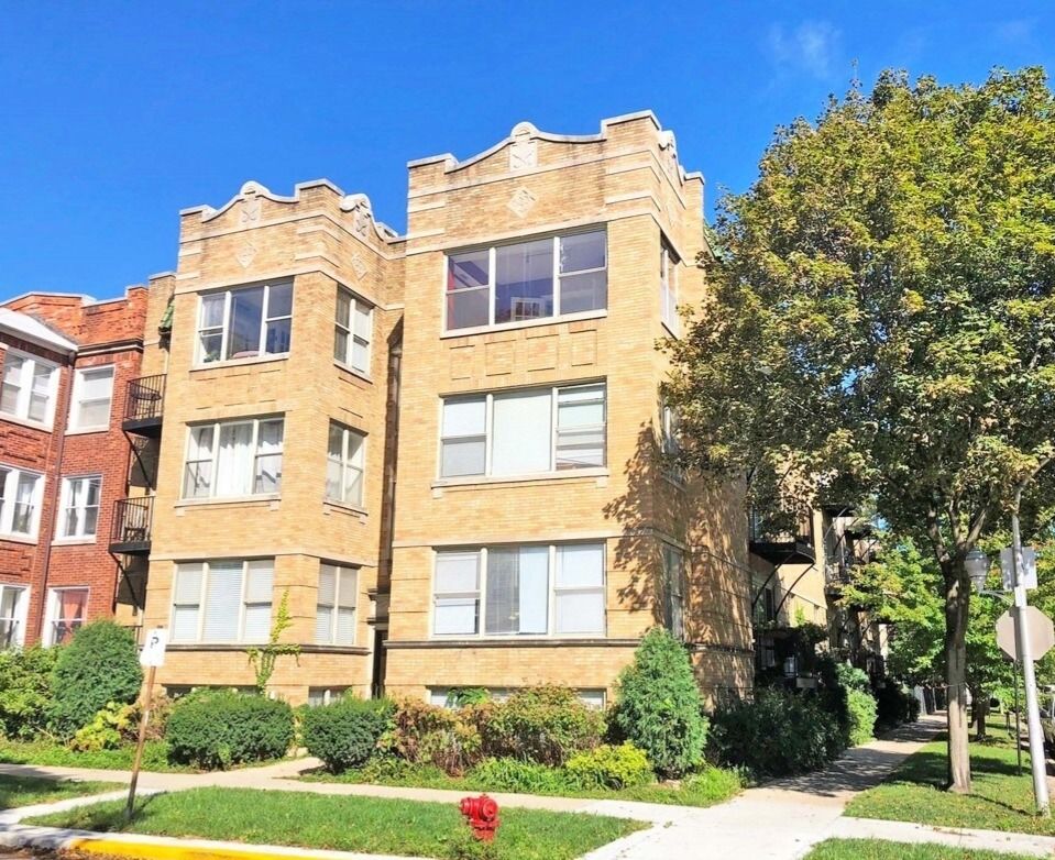 7508 Damen Avenue, Chicago, IL 60645