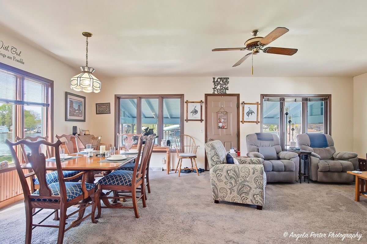1518 River Terrace Drive, Johnsburg, IL 60051