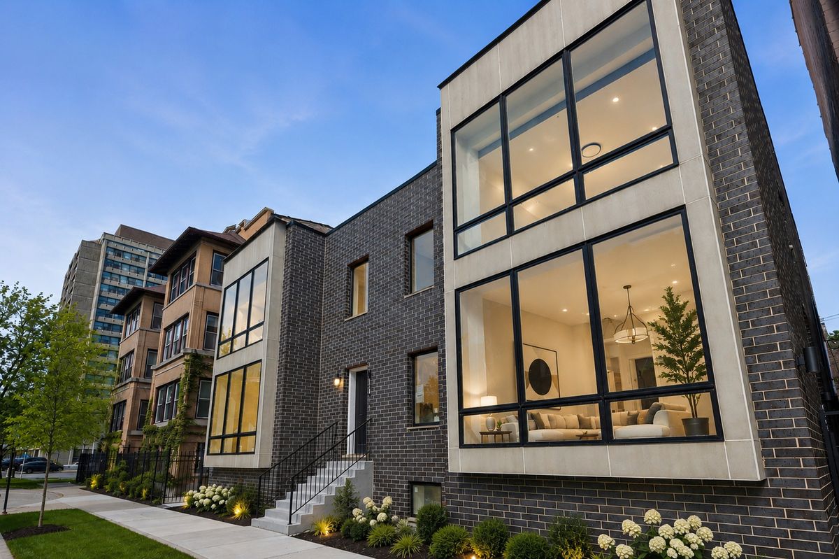 4717 Ingleside Avenue, Chicago, IL 60615