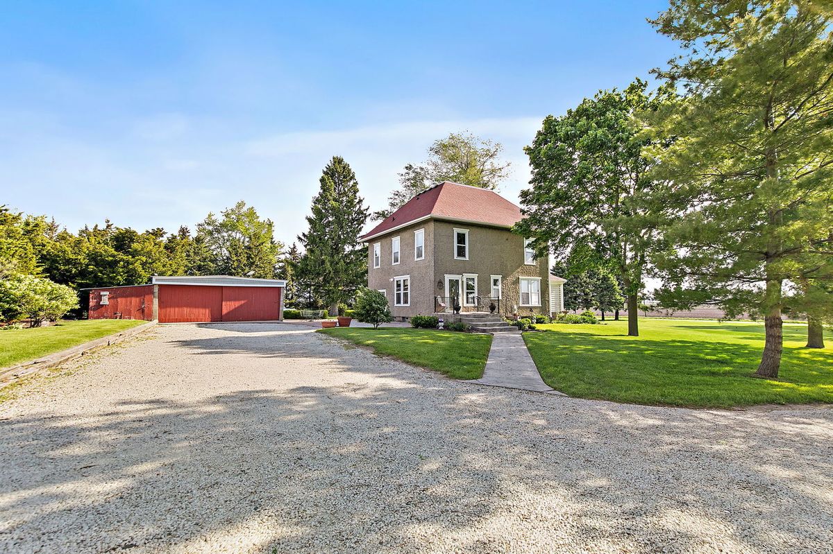 5440 Miller Road, Shabbona, IL 60550