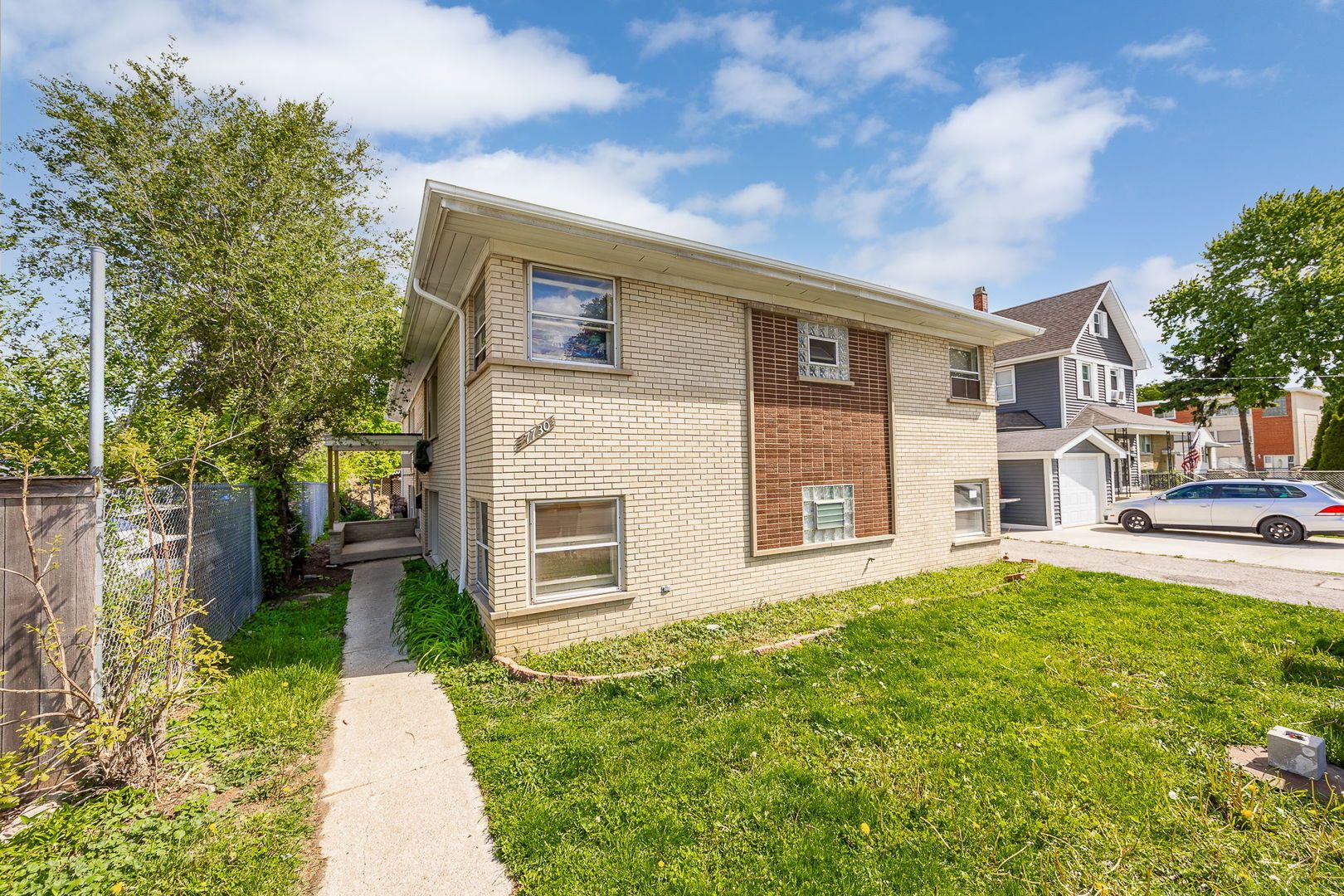 7730 Ogden Avenue — Lyons, IL 60534