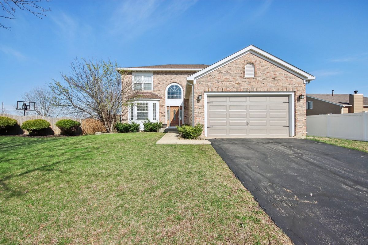 6 Kingsbrooke Court, Bolingbrook, IL 60440