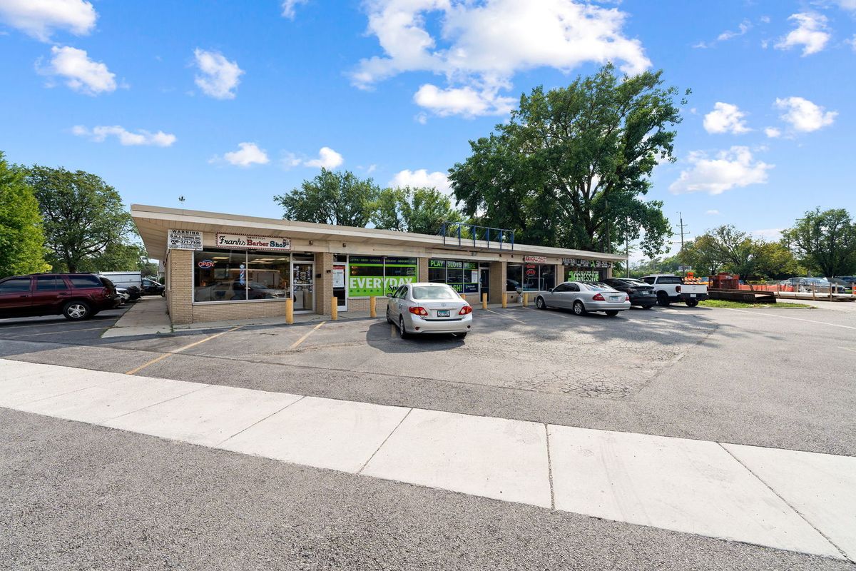 10341 Southwest Highway, Chicago Ridge, IL 60415