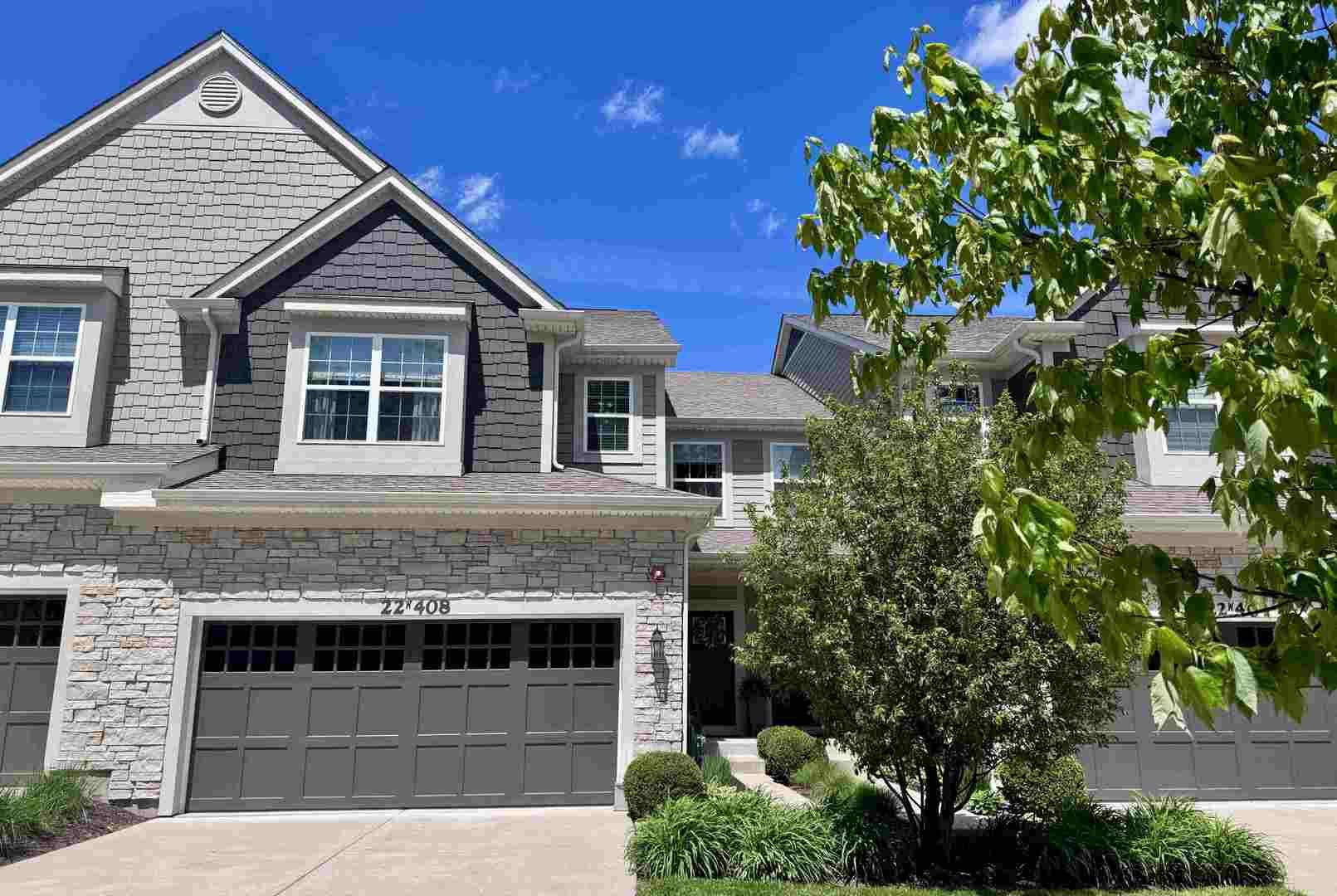 22W408 Autumn Blaze Drive #22W408 — Glen Ellyn, IL 60137