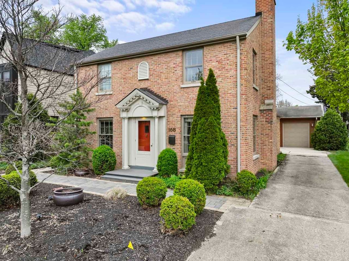 168 Geneva Avenue, Elmhurst, IL 60126