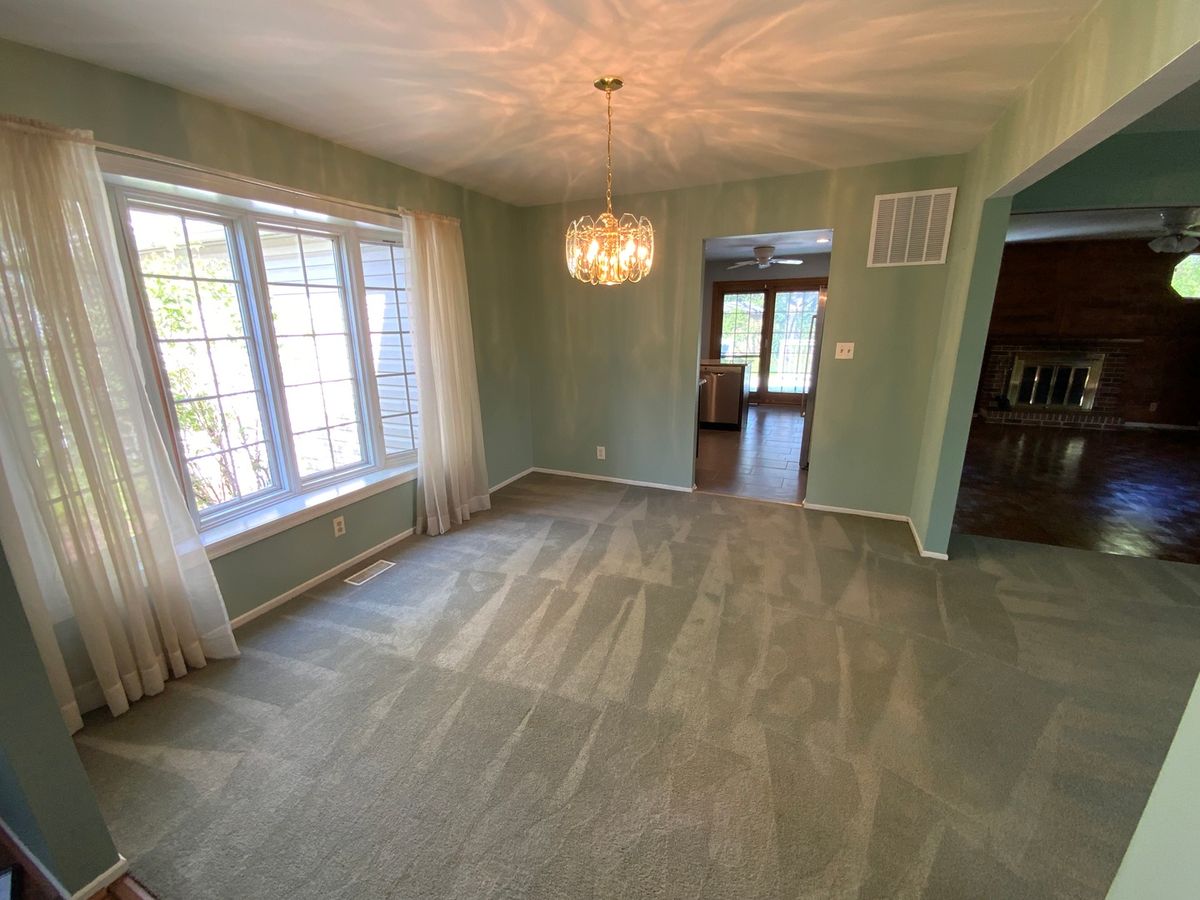 660 Juniper Circle, Algonquin, IL 60102