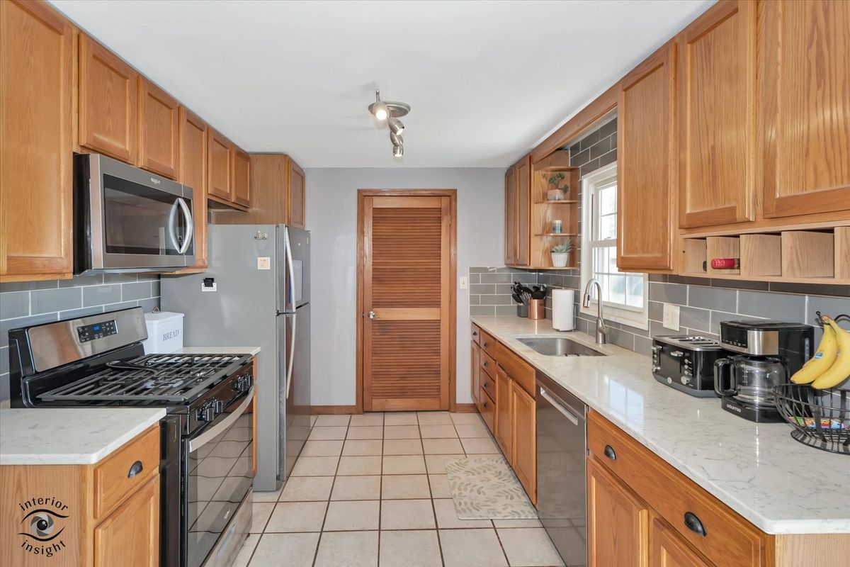 272 S Randolph Avenue, Bradley, IL 60915