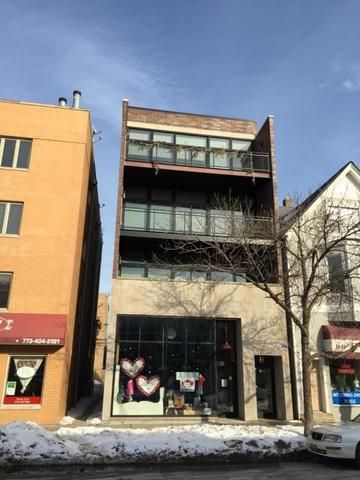 3651 Southport Avenue, Chicago, IL 60613