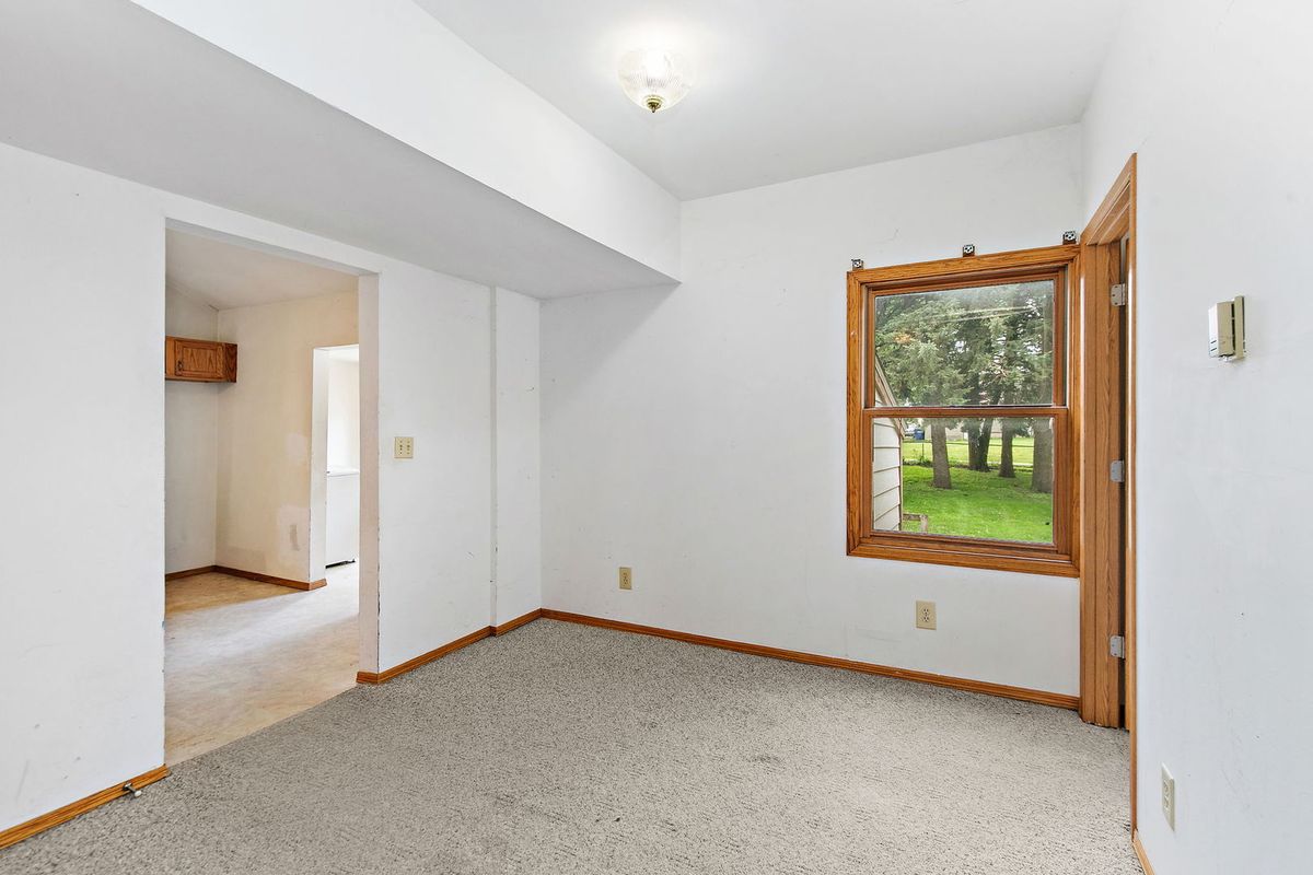 1302 State Street, DeKalb, IL 60115