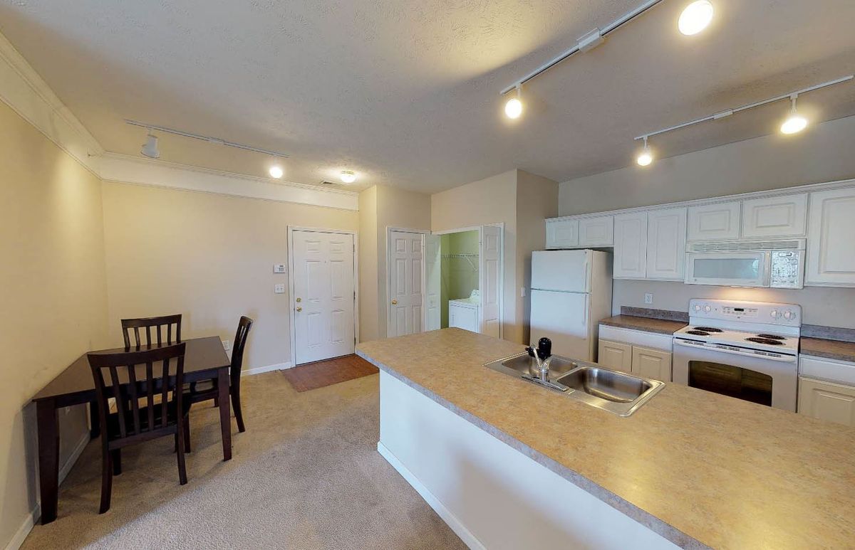 1903 N Lincoln Avenue #227, Urbana, IL 61801