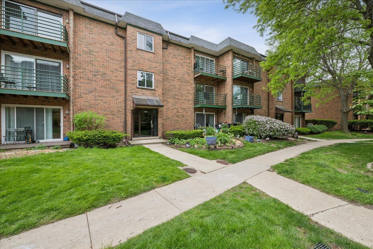 920 Casey Court, Schaumburg, IL 60173