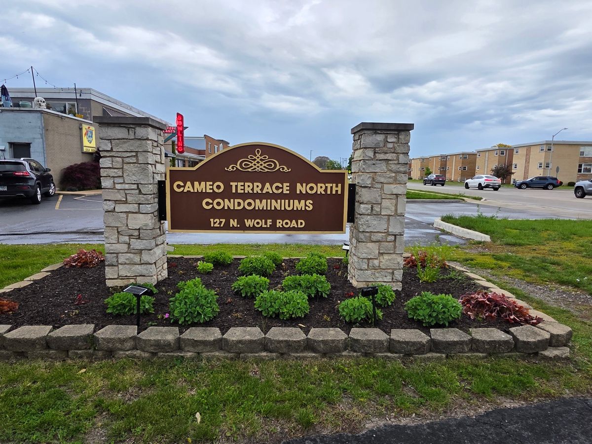 127 N Wolf Road #41A, Wheeling, IL 60090