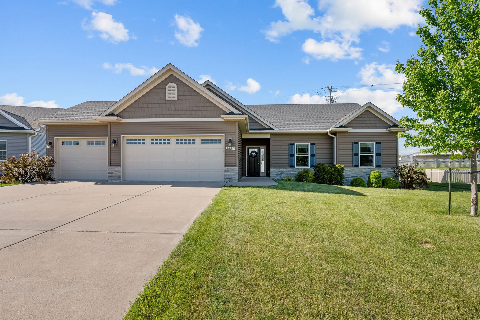 3550 Deckard Drive — Bettendorf, IA 52722