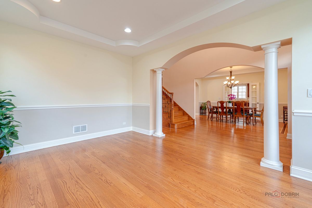 878 Writer Court, Vernon Hills, IL 60061
