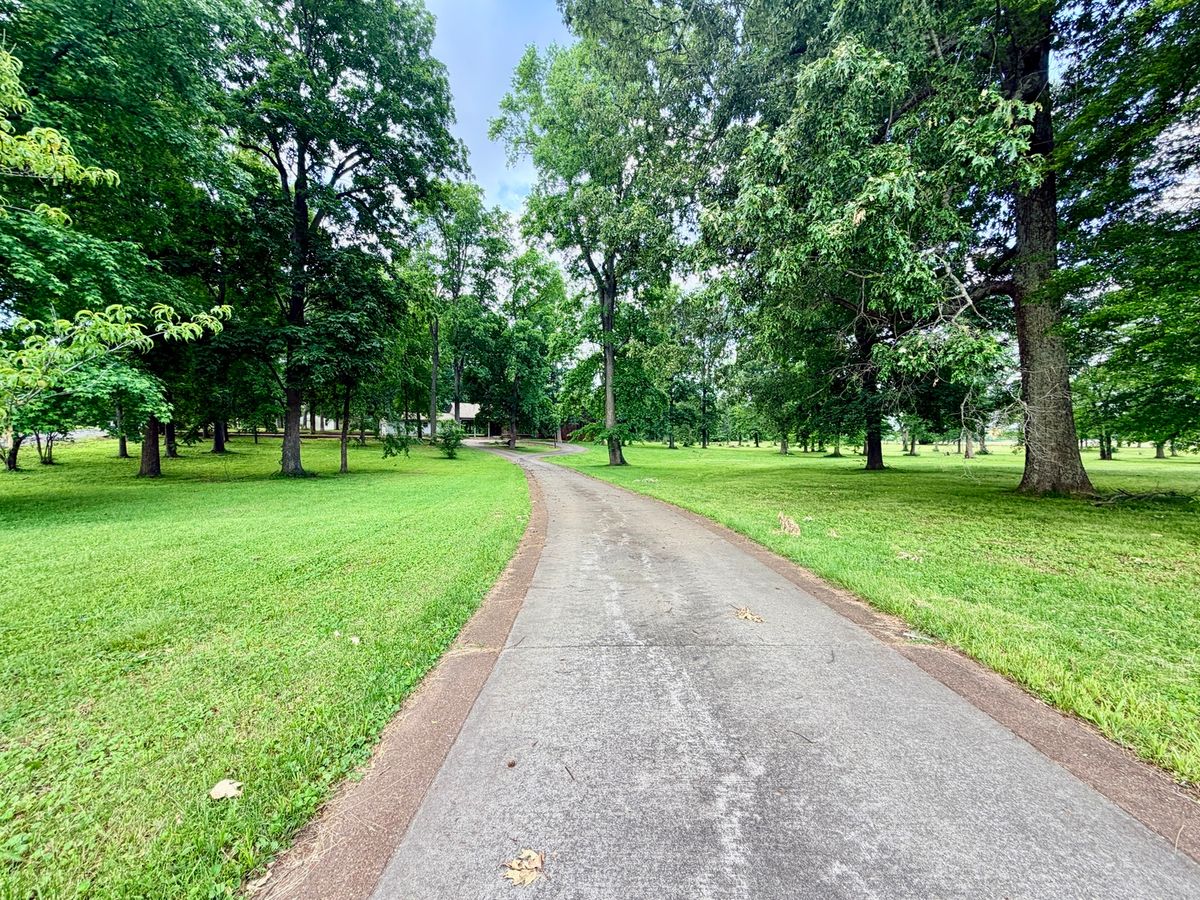 5996 S US 45 Highway, Metropolis, IL 62960
