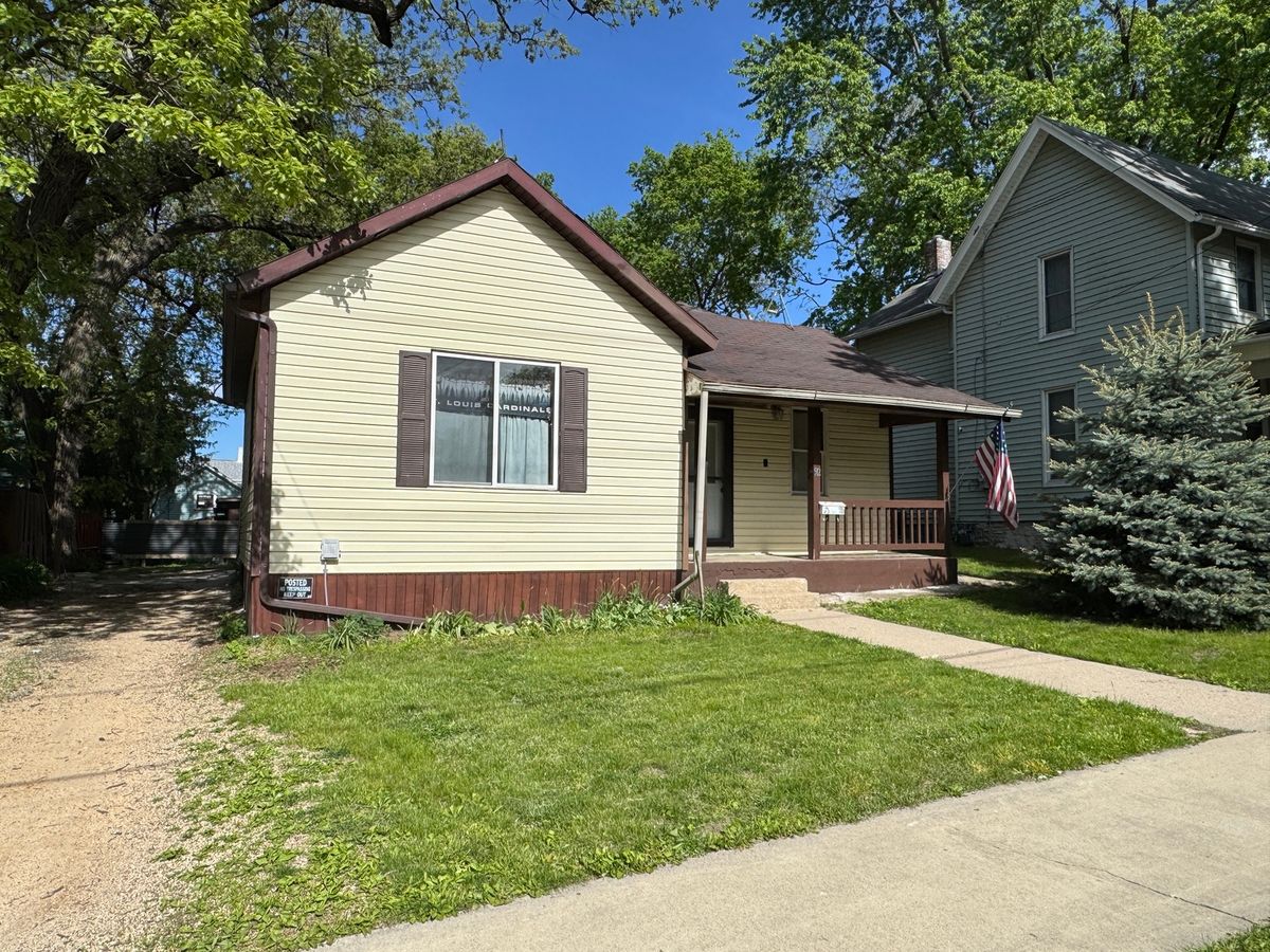512 Highland Avenue, Dixon, IL 61021