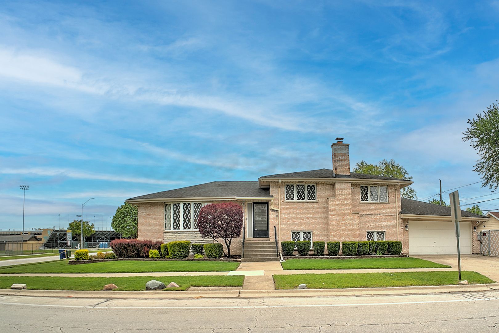 9300 Austin Avenue — Oak Lawn, IL 60453