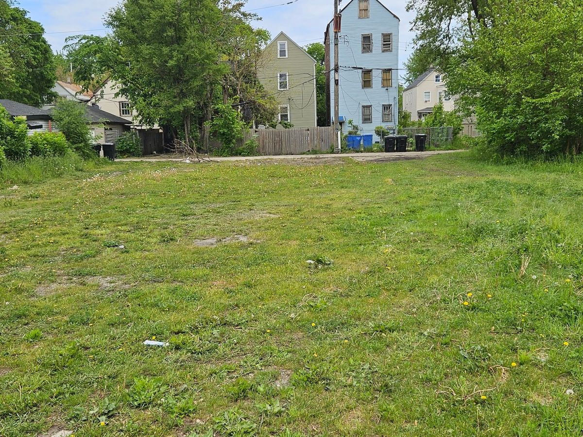5323 Wolcott Avenue, Chicago, IL 60609