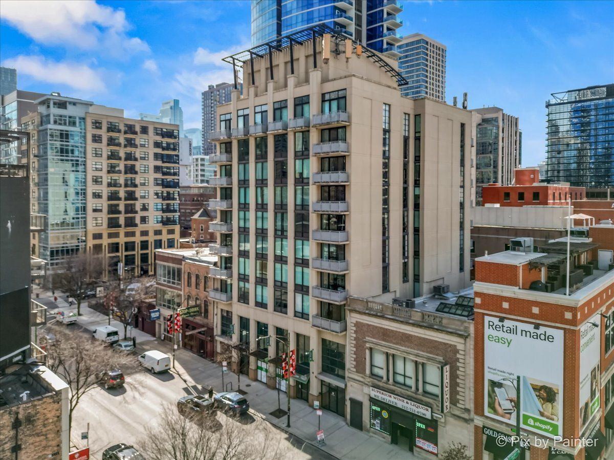 744 N Clark Street #705 — Chicago, IL 60654