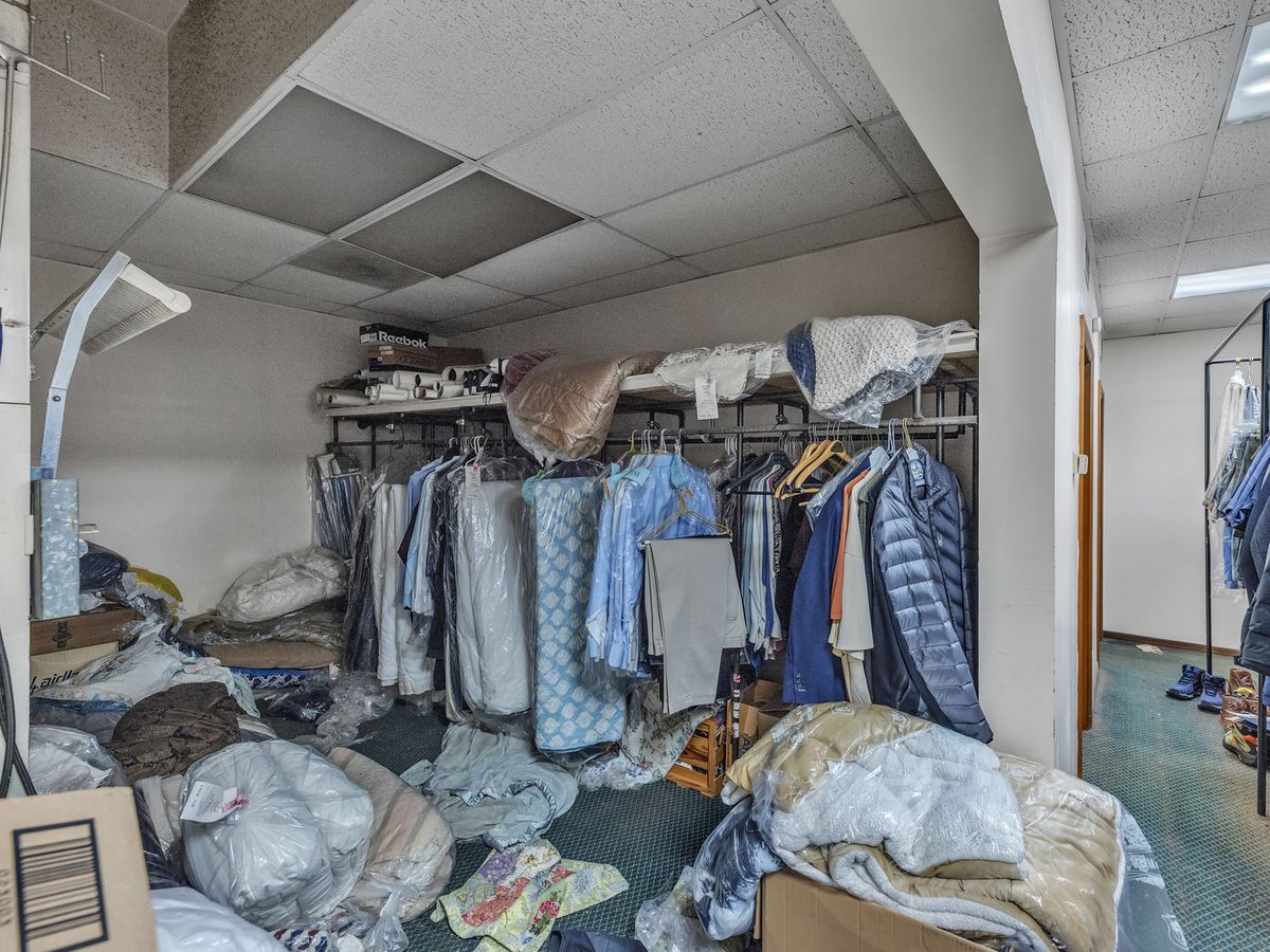 6915 Stanley Avenue, Berwyn, IL 60402