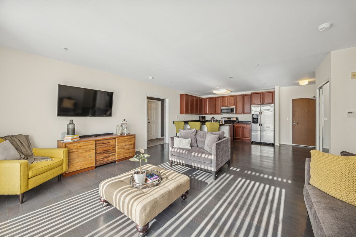 7753 Van Buren Street #211, Forest Park, IL 60130