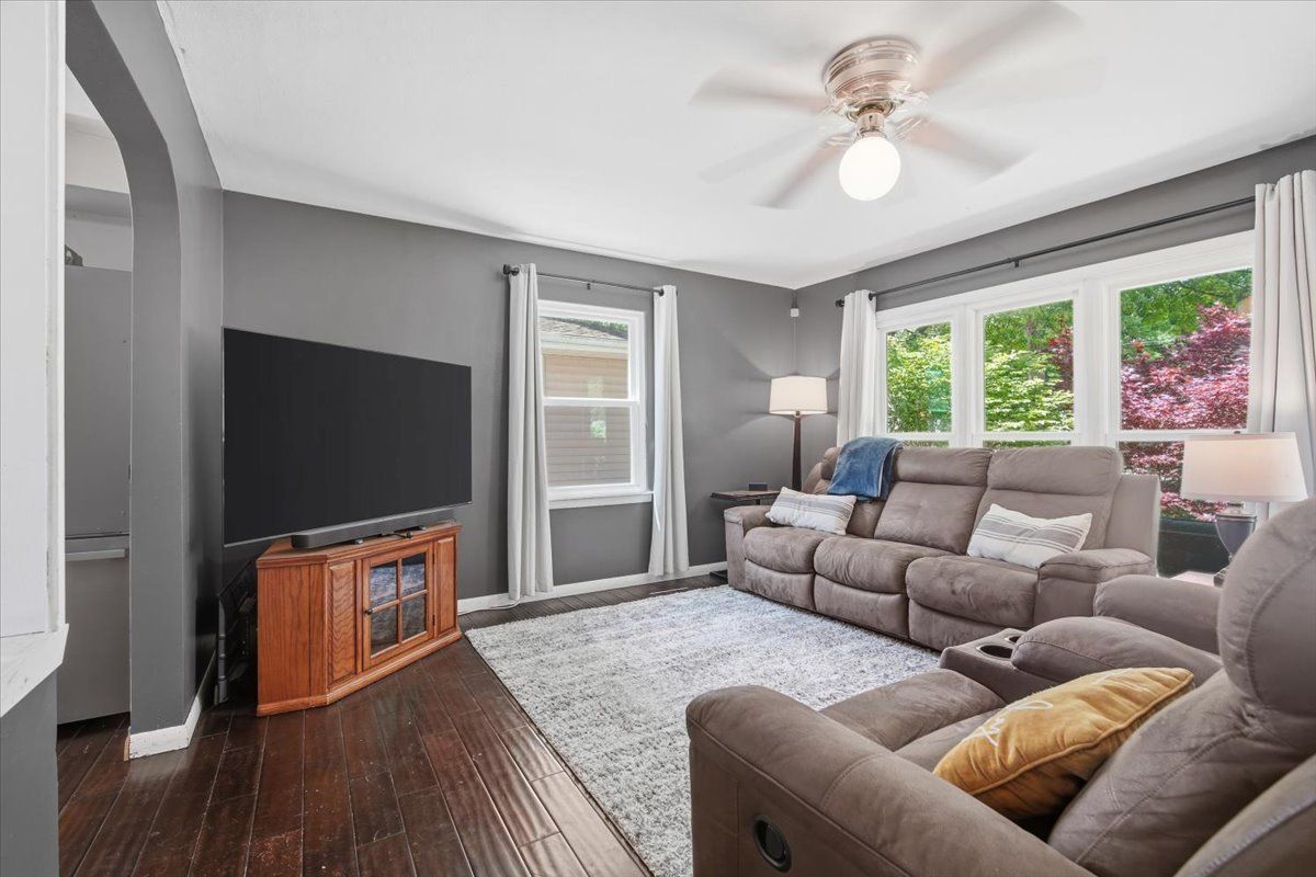505 E Poplar Street, Normal, IL 61761