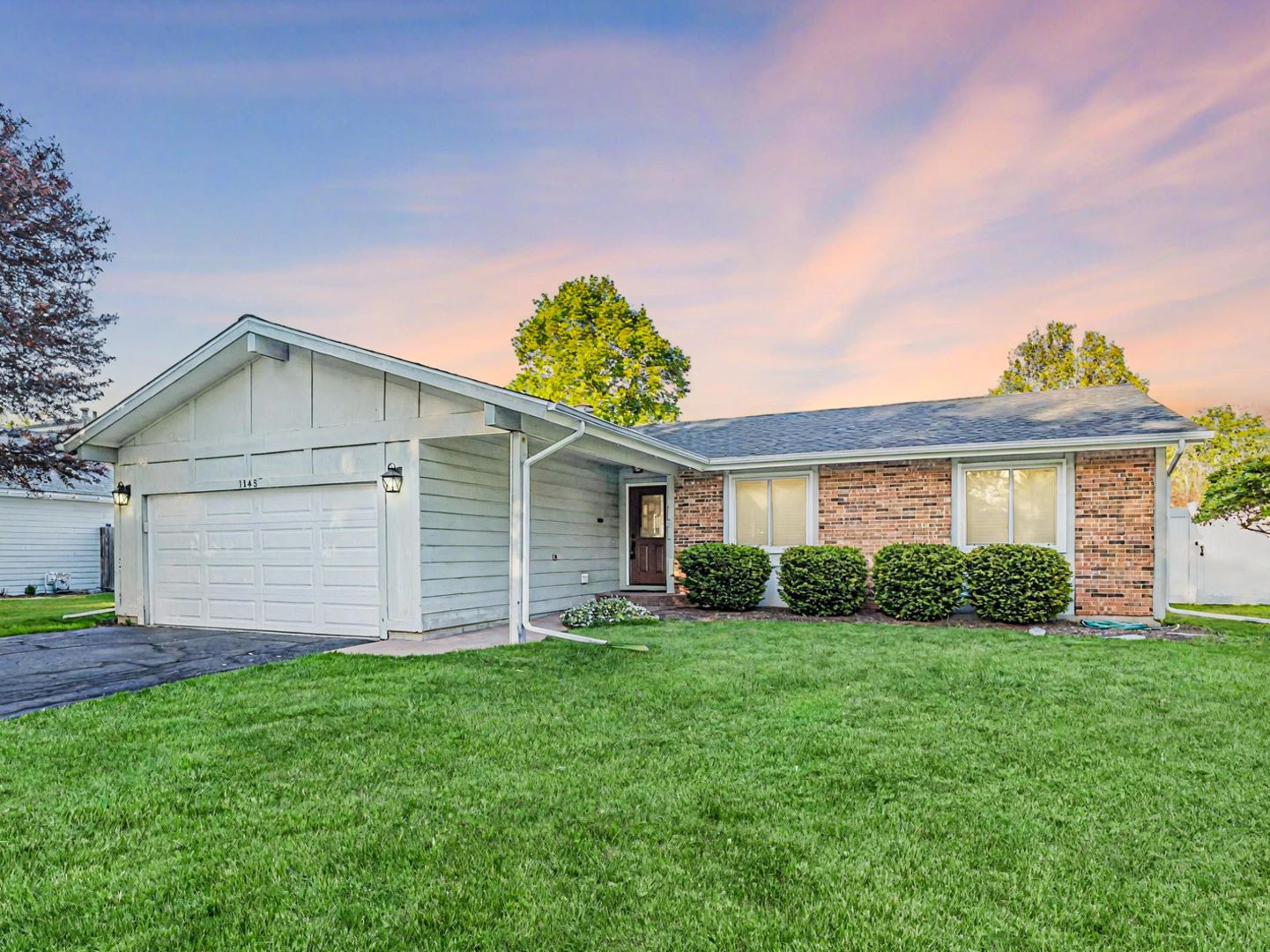 1145 N Thackeray Drive — Palatine, IL 60067