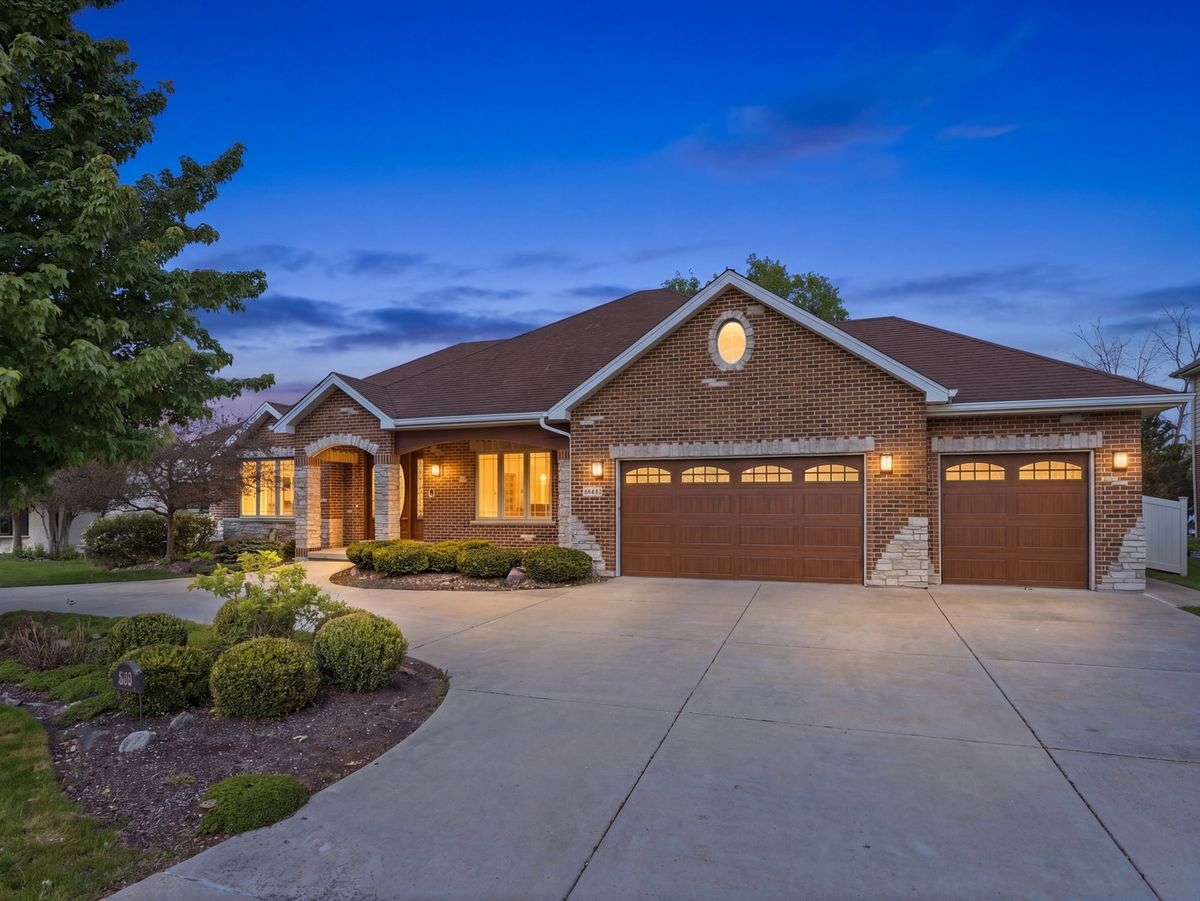 5605 Kensington Avenue, Countryside, IL 60525