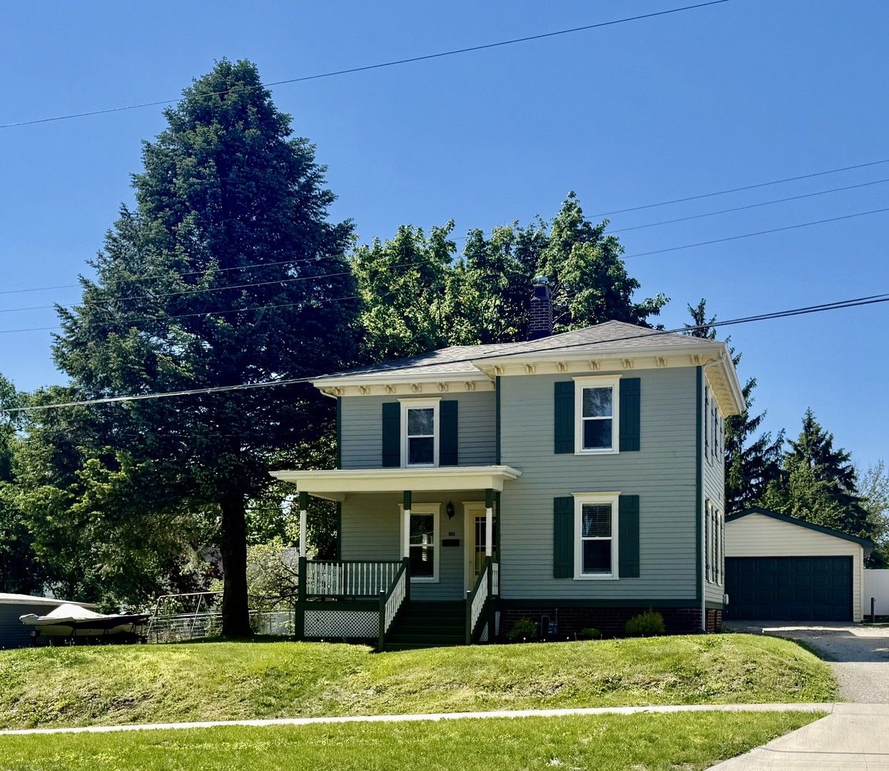 115 Lyle Street — Kewanee, IL 61443