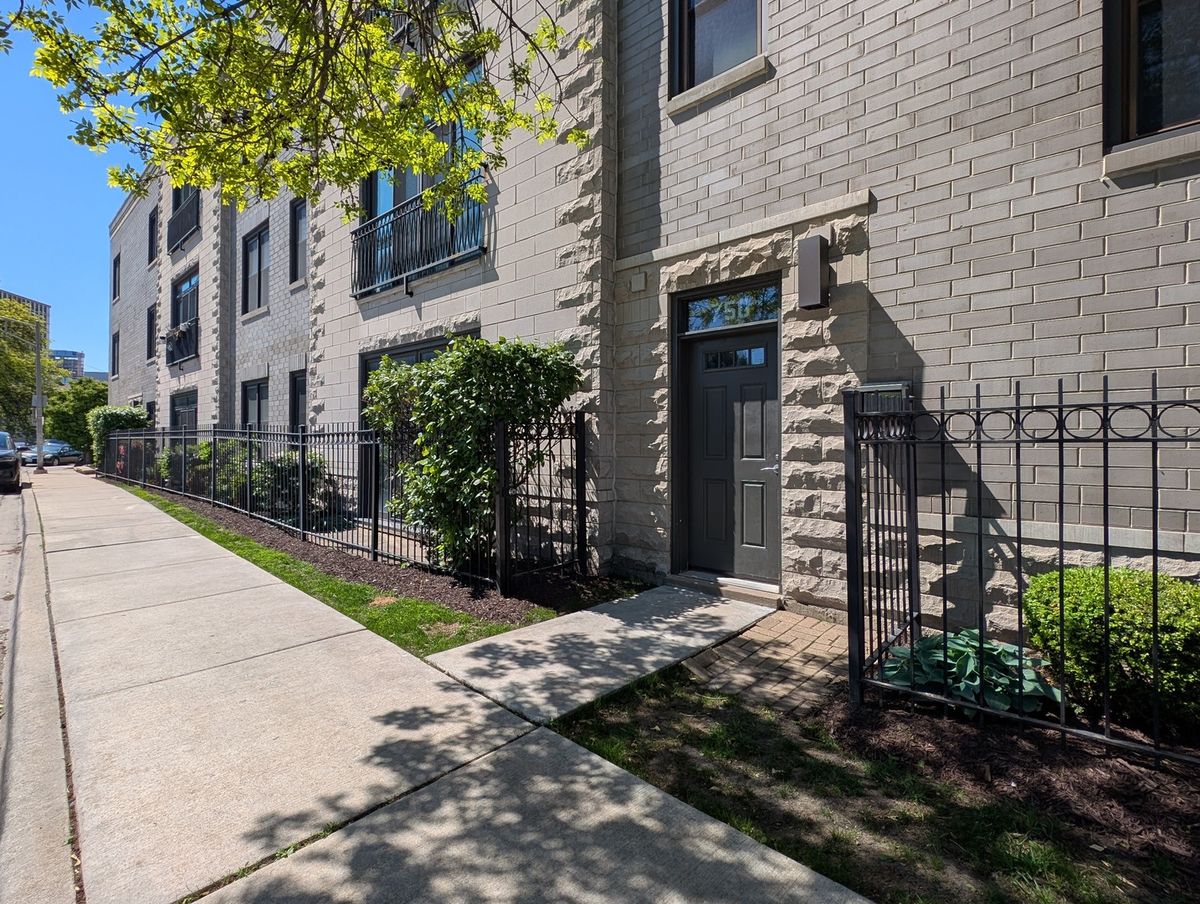 750 Willard Court, Chicago, IL 60642