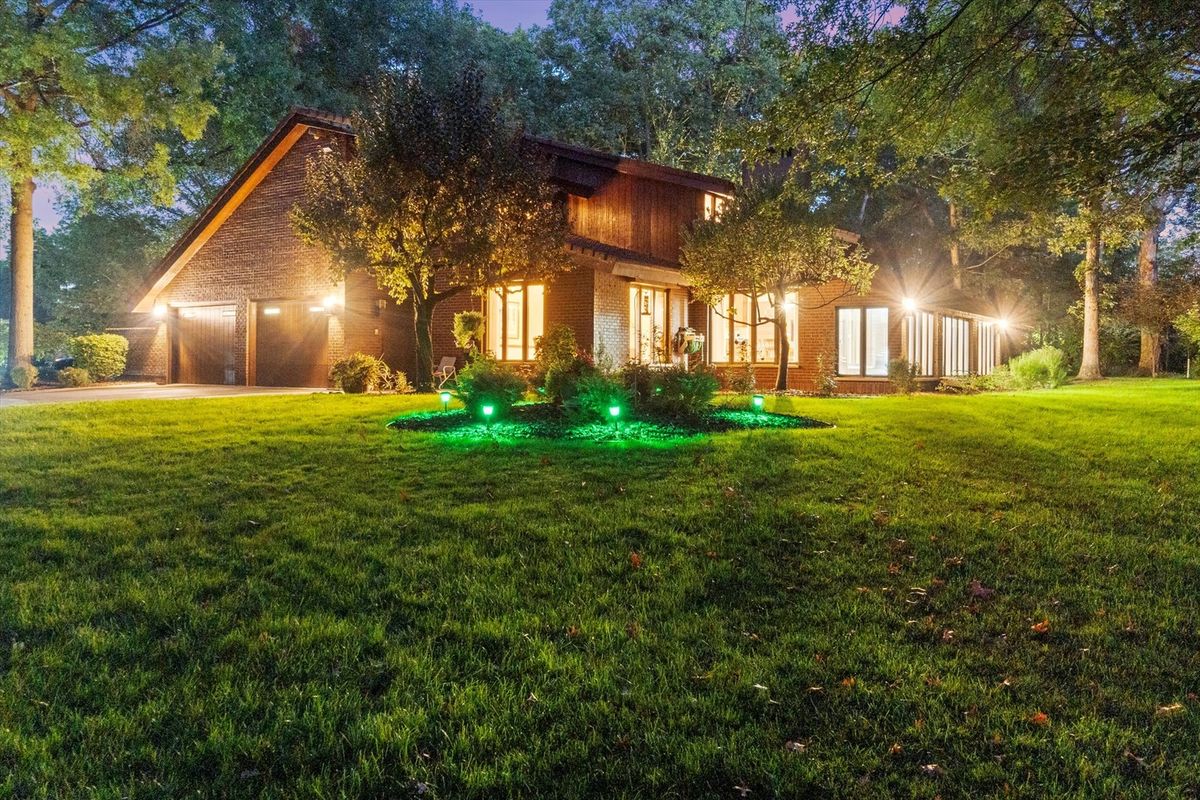 3540 Haweswood Court, Crete, IL 60417